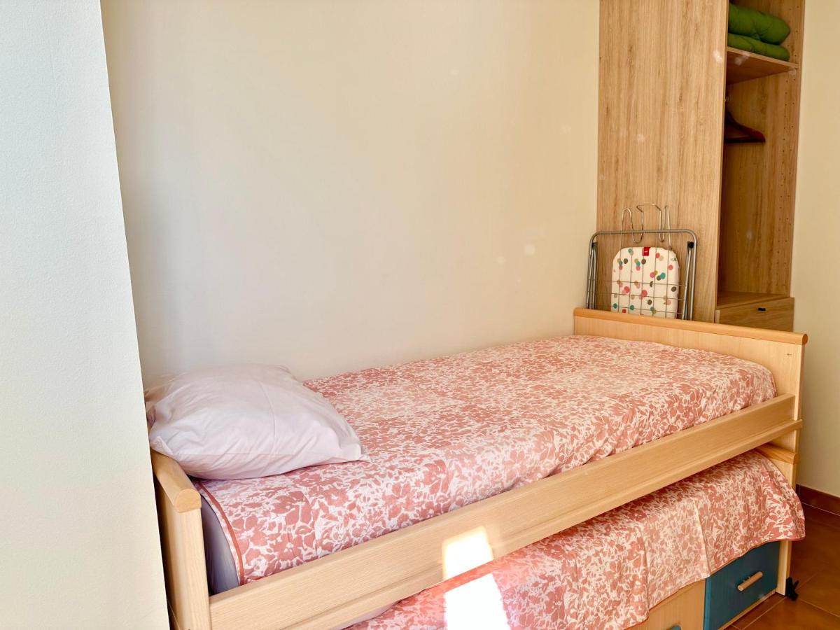 New! Apartamento Con Piscina Y Balcon A 2 Minutos De La Playa. Wi-Fi L'Estartit Luaran gambar